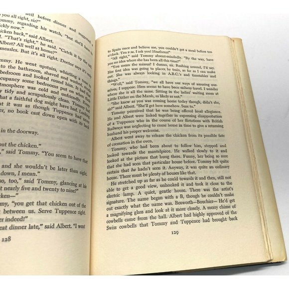 By the Pricking of My Thumbs by Agatha Christie BCE Edition 1968 Hardcover Book - Picture 9 of 11